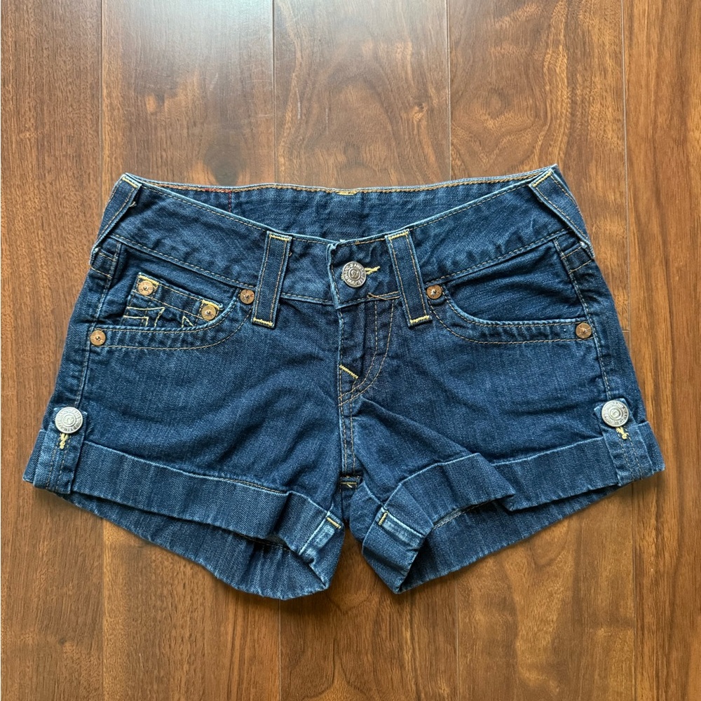 True Religion Dark Denim Shorts / Size 25 / Y2K / Worn Once! - Picture 2 of 5